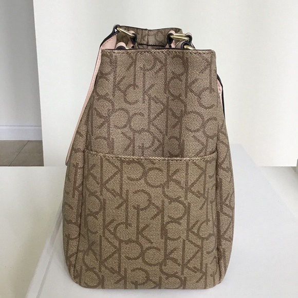Calvin Klein Light brown/pink CK logo handbag - Picture 6 of 8